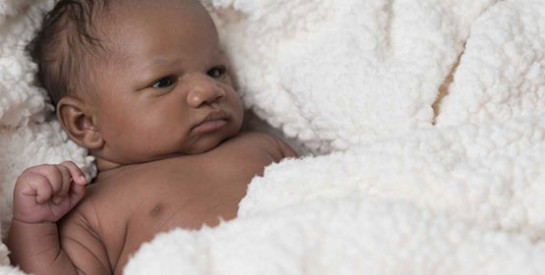 Coton-tige : un danger pour les oreilles de bébé ?