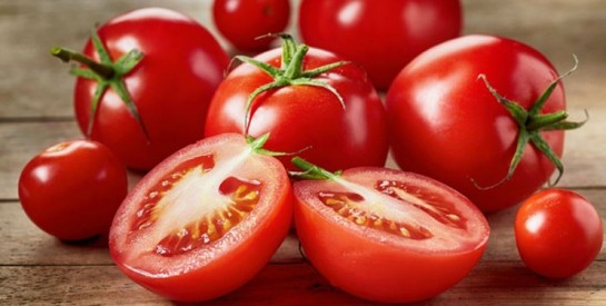 Les bienfaits de la tomate dans votre routine beauté