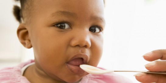 Comment diversifier l’alimentation de l`enfant entre 6 mois et 2 ans ?