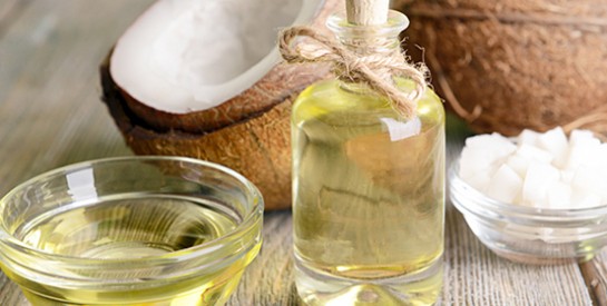 L’huile de coco : la solution miracle pour vos cheveux!
