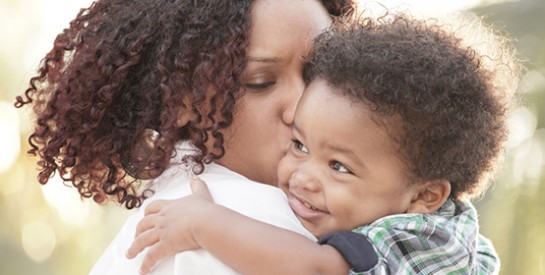 Mon enfant dit des gros mots : je fais quoi ?