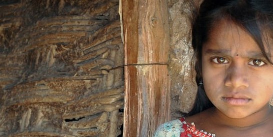 Inde : violée par son oncle, une fillette de 10 ans réclame le droit d`avorter