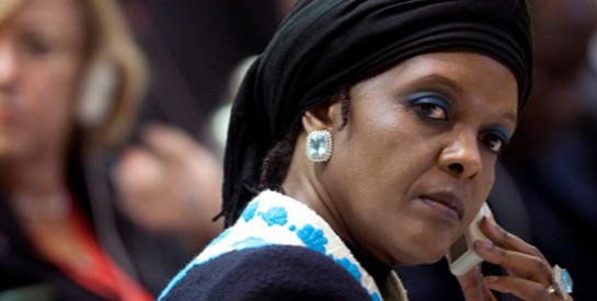 La femme du président Mugabe accusée d’avoir agressé une mannequin