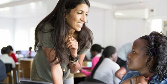 Leila Janah : ``le changement commence en donnant aux femmes un travail payé au juste niveau``