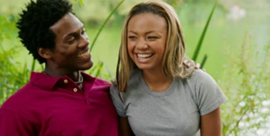 Couple : homme et femme choisissent des modes de réconciliation différents