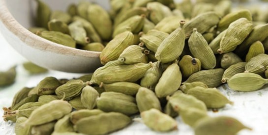 Comment utiliser la cardamome en cuisine ?