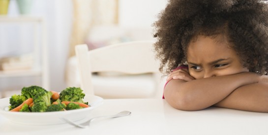 Les 10 commandements pour les parents de l'enfant qui ne mange pas