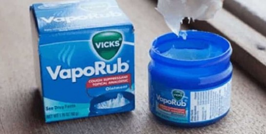 Vicks VapoRub et sexe féminin : la pratique qui inquiète les médecins