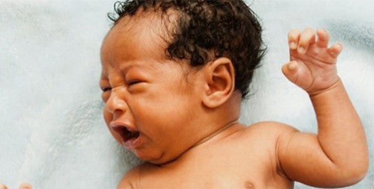 Bébé : 5 règles d`or pour calmer ses pleurs