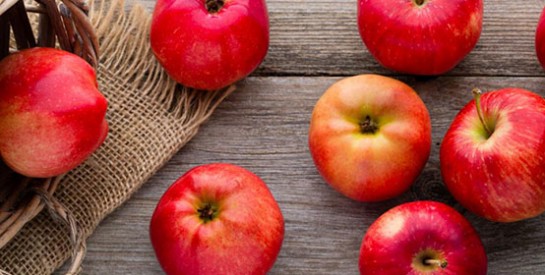 Ex-fumeurs, mangez des pommes et des tomates pour réparer vos poumons