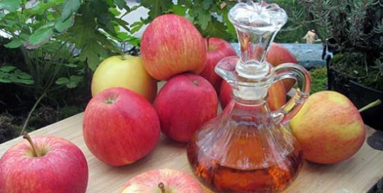 Les bienfaits de se laver le visage avec du vinaigre de cidre de pomme