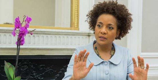 Face au choix contraire d`Emmanuel Macron, Michaëlle Jean plaide avec ardeur pour un second mandat à la tête de l`OIF