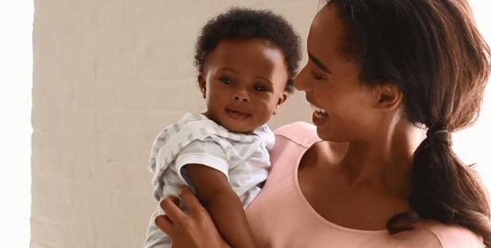 Mon fils de 4 mois refuse le biberon, que faire ?