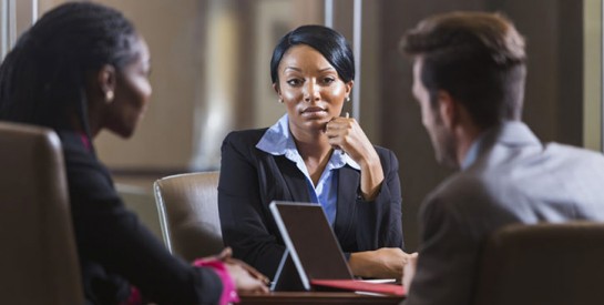 ``L`égalité hommes-femmes au travail est possible si les hommes en font plus à la maison``