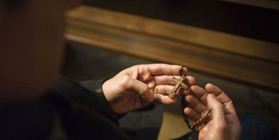 Prêtre, il va renoncer à l`Eglise pour une femme : «Je n`ai pas envie d`un amour caché»