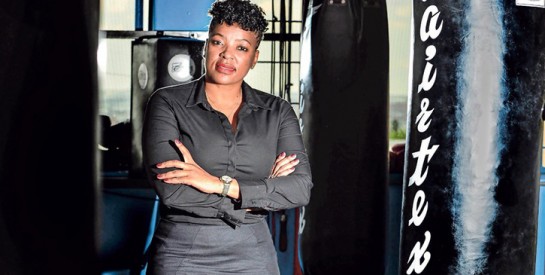 Mbali Zantsi « Don Queen », cette sud-africaine, est la première promotrice de boxe professionnelle