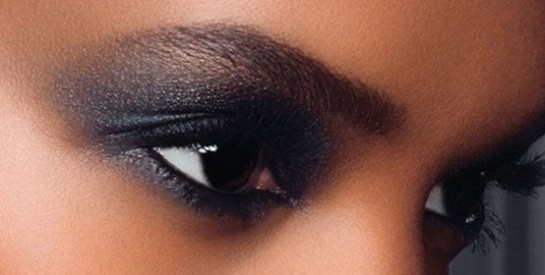 Des Astuces Pour Bien Se Maquiller Les Yeux En Noir Afriquefemme Com