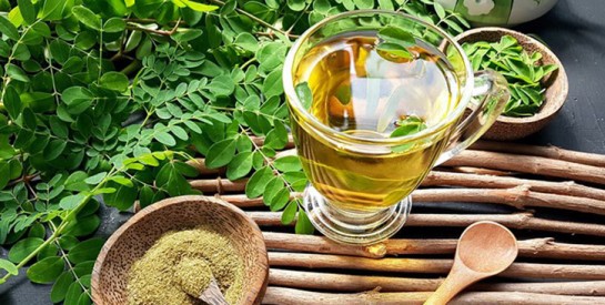 Un petit rhume ? Essayez cette tisane moringa gingembre