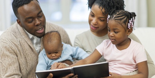 Comment gérer la jalousie du grand à l'arrivée du bébé ?