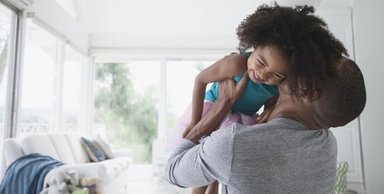 ‘’Il confie la garde de notre fille à sa mère, sans mon avis!’’