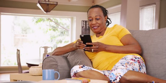 Comment votre smartphone et votre tablette affectent la santé de vos yeux ?