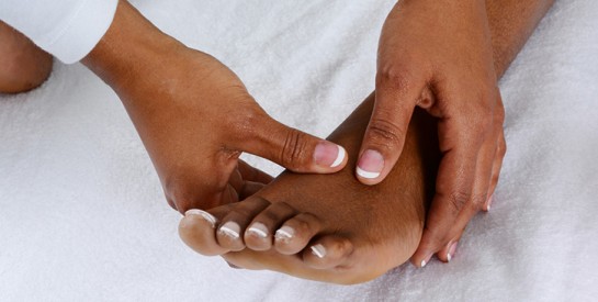 Remède efficace pour soulager la sensation de brûlure aux pieds