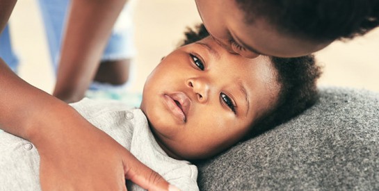 Rhume chez l`enfant : comment différencier toux grasse et toux sèche ?