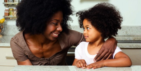 Les premières règles : Comment puis-je en parler à ma fille !