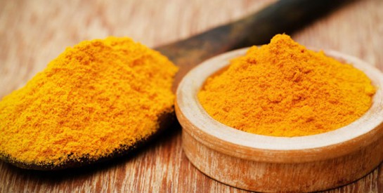 Curcuma: 2 recettes pour lutter efficacement contre les vergetures