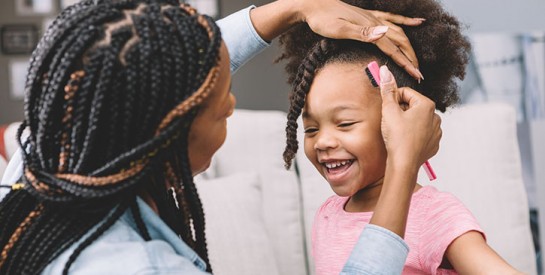 Enfant : 5 Astuces pour entretenir ses cheveux crépus