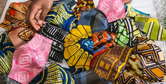 Cameroun: les arrestations de bénévoles distribuant des masques continuent