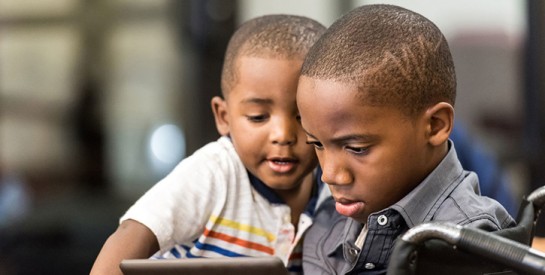 Les enfants et les écrans : 5 conseils simples pour des écrans responsables