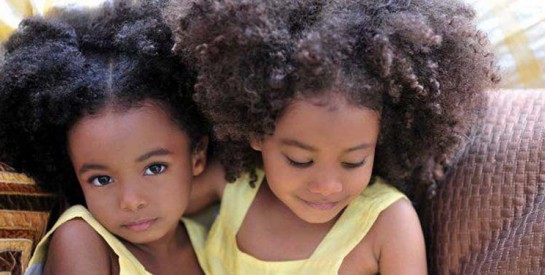 3 choses à savoir pour coiffer les cheveux des enfants métisses