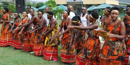 3 coutumes insolites pendant les mariages en Afrique