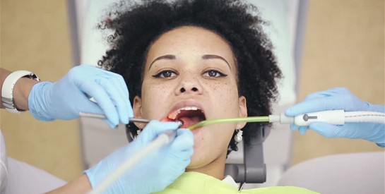 Dents : peut-on subir une anesthésie locale pendant la grossesse ?
