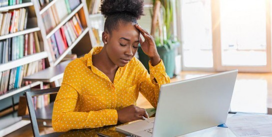 « En couple avec mon chef de service, j’ai peur de le quitter à cause de ma carrière »