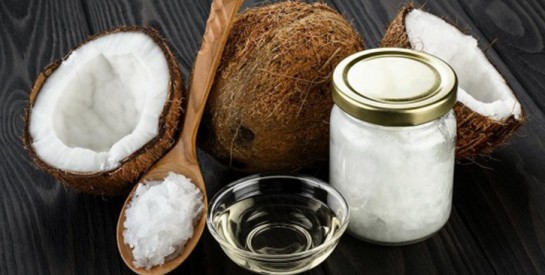 Huile de coco : l'alliée beauté naturelle pour la peau