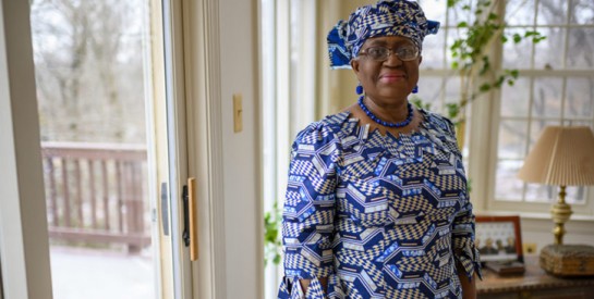 Ngozi Okonjo-Iweala : princesse Igbo, déterminée, surdiplômée... Qui est la patronne de l'OMC ?