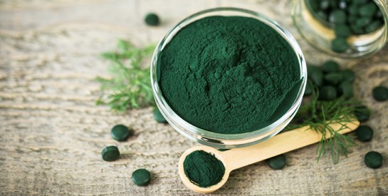 La spiruline, une alliée incroyable pour les cheveux