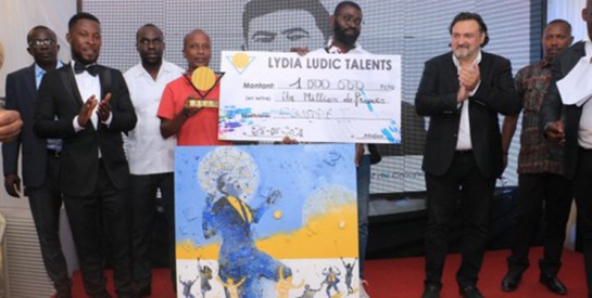 Concours Lydia Ludic Talents: Le duo Raymond-Alex Loukou et du peintre Gnohité décroche le premier prix