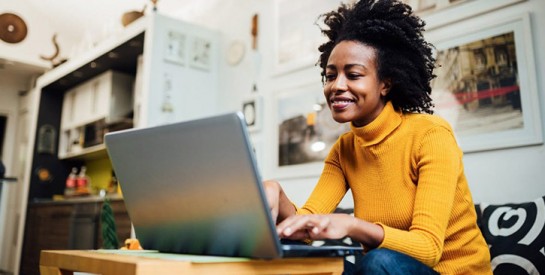 Discrimination : qu'est-ce que le jeunisme et comment affecte-t-il les jeunes sur le marché du travail ?