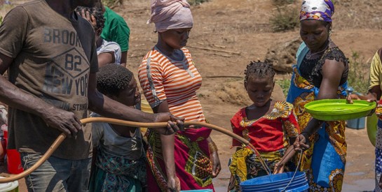 Au Mozambique, l'aide alimentaire s'échange contre de l'argent ou du sexe, selon Human Rights Watch