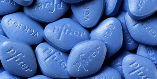 L’amour rend aveugle, le Viagra aussi!