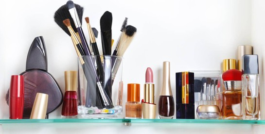 Outils et accessoires de maquillage en vente B2B - Faire France