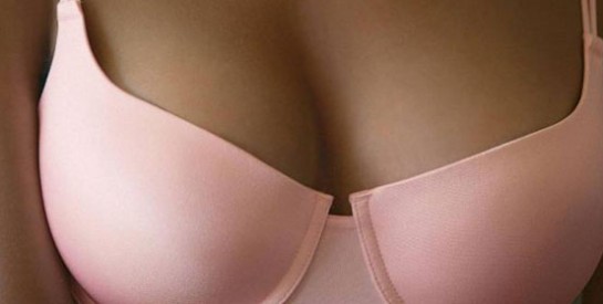 10 astuces pour faire paraître de petits seins plus gros