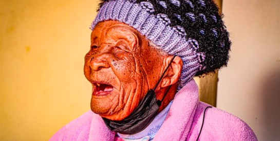 À 128 ans, la femme la plus âgée au monde révèle son étonnant secret de longévité