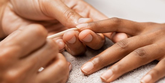 4 astuces simples pour renforcer ses ongles naturellement