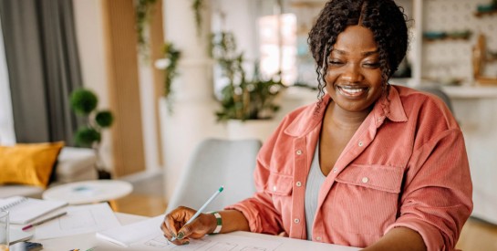 Discrimination : les femmes qui se battent contre les ``tâches sexistes`` sur le lieu de travail