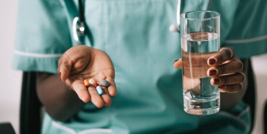 Médecine : les autorités européennes mettent en garde contre les dangers de l'abus d'ibuprofène et de codéine
