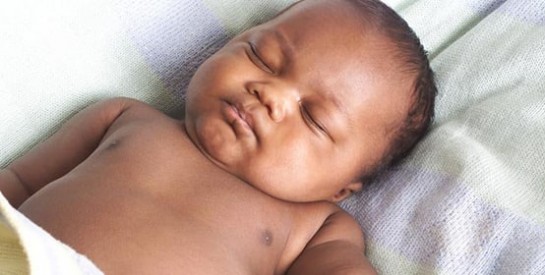 Le rythme de sommeil de bébé et son rituel de coucher